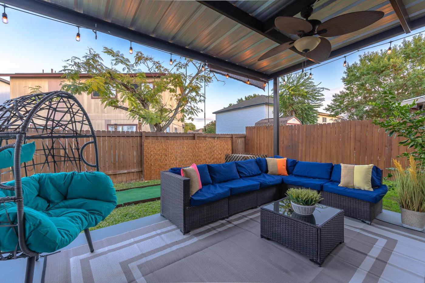 Gameroom, Bbq & Hot-Tub By Lackland & Seaworld サンアントニオ エクステリア 写真
