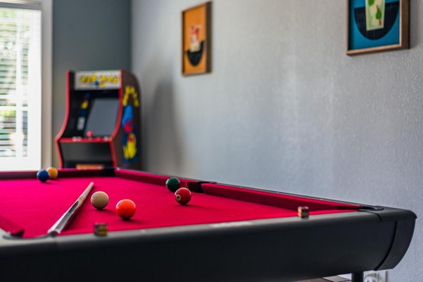 Gameroom, Bbq & Hot-Tub By Lackland & Seaworld サンアントニオ エクステリア 写真